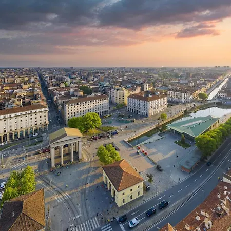 Duomo 8 Min Walk - 3 Indipendent Flats Milano